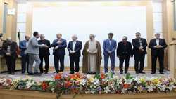 تقدیر از دانشجویان برتر دانشکده فیزیک و دانشجویان برتر پژوهشی